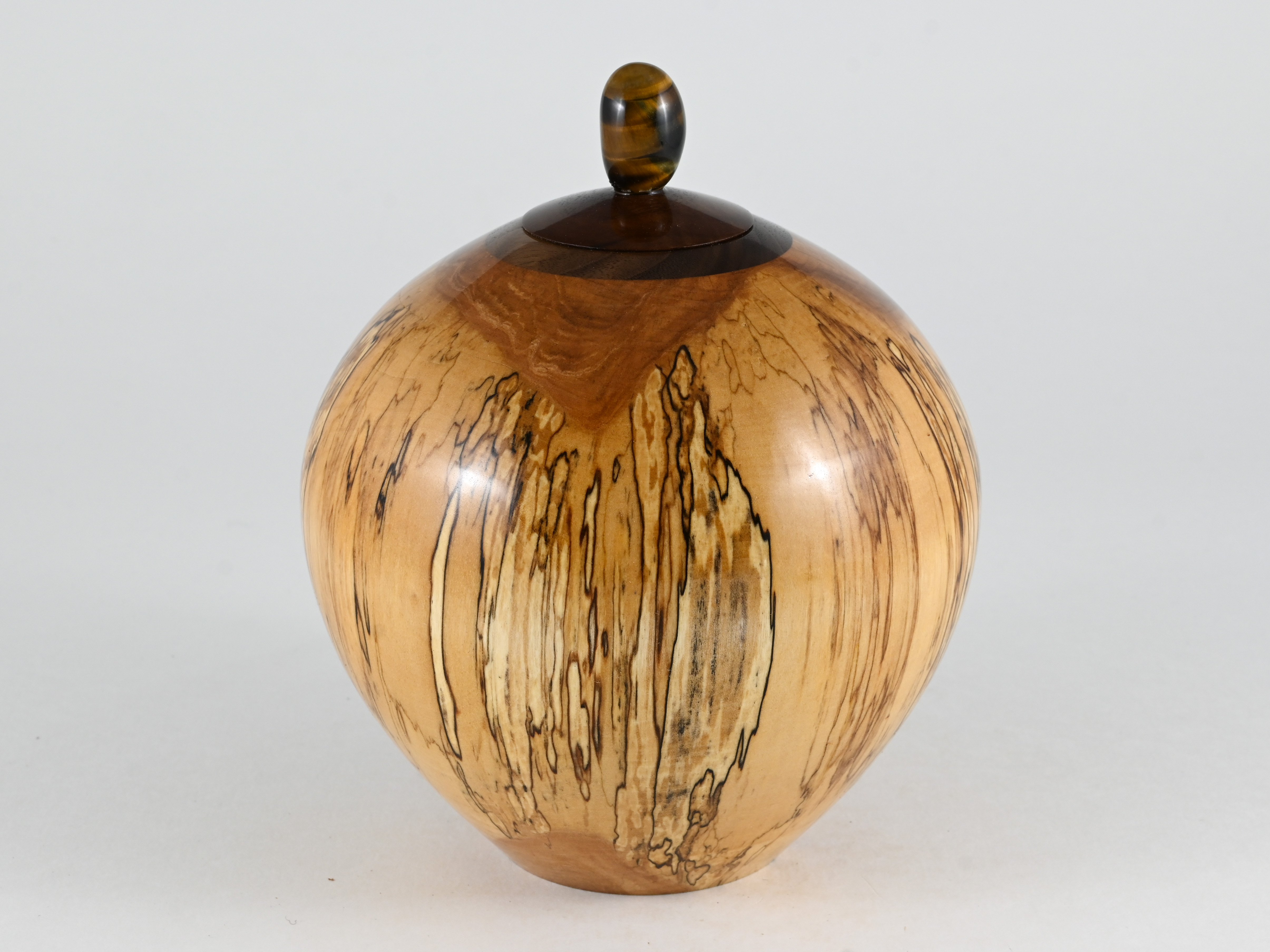 636 berk - 1,9 liter